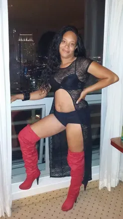 OnlyFans cuenta sweethoneybee86 header 2