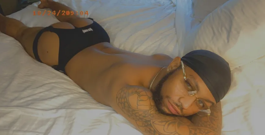 OnlyFans cuenta therealgreeneyess header 2