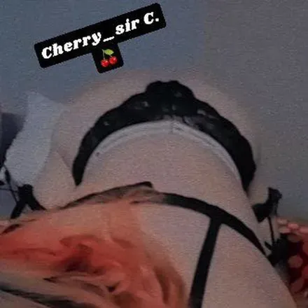 OnlyFans account  cherry_sirc avatar 1