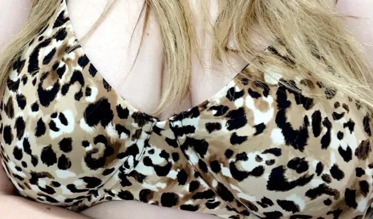 OnlyFans cuenta emmaaaxo header 2