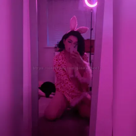 OnlyFans cuenta pinky_bee13 avatar 1
