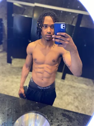 OnlyFans cuenta kvng_yasin header 2
