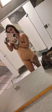 OnlyFans cuenta andi_j8282 header 2
