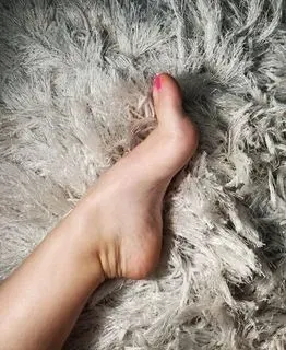 OnlyFans cuenta oliviafeet23 avatar 1