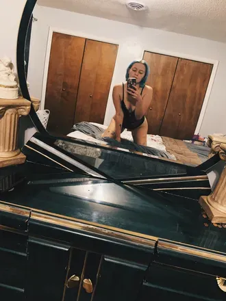 OnlyFans account  rainbowritual header 2