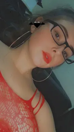 OnlyFans cuenta mombear01 avatar 1