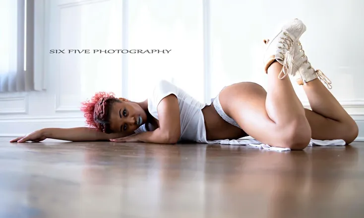 OnlyFans cuenta raeyonce header 2