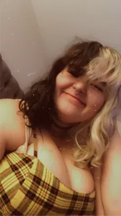OnlyFans cuenta babyygirl.ashh avatar 1