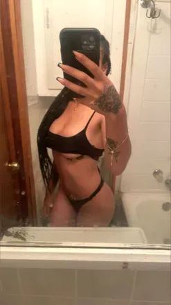 OnlyFans cuenta hoesluvevaa previous_avatars_1 3