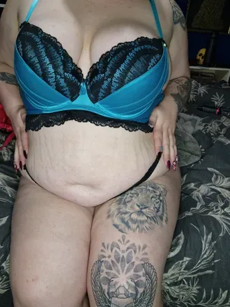 OnlyFans account  baileybeevip avatar 1