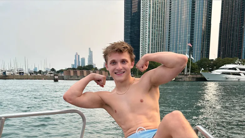 OnlyFans cuenta king.twink header 2