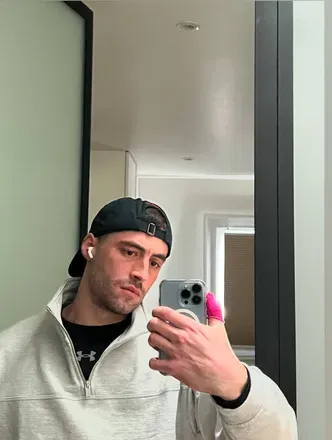 OnlyFans account  zhack avatar 1