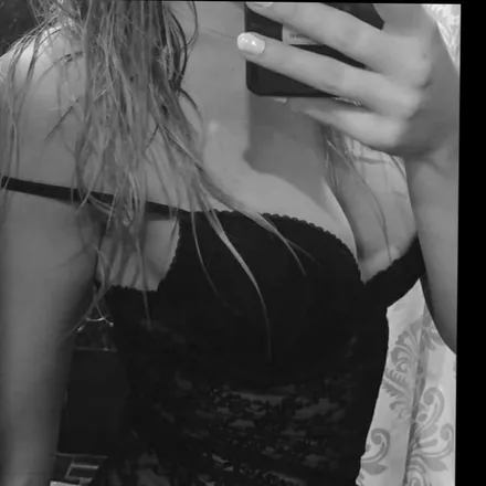 OnlyFans cuenta mask.girl.official header 2