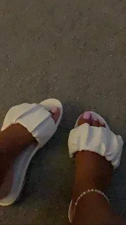 OnlyFans cuenta peachygirlllxxx header 2
