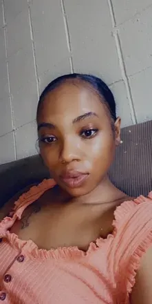 OnlyFans account  ladiexox avatar 1