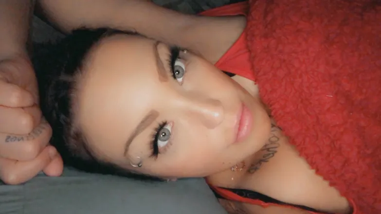 OnlyFans cuenta khloewithak304 header 2