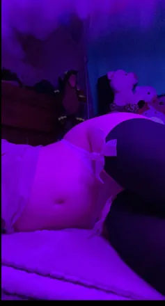 OnlyFans cuenta cryingbunny header 2