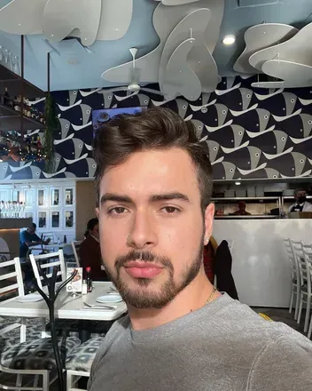 OnlyFans cuenta gayvvhi avatar 1