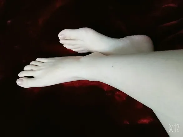 OnlyFans cuenta wendyfeet header 2