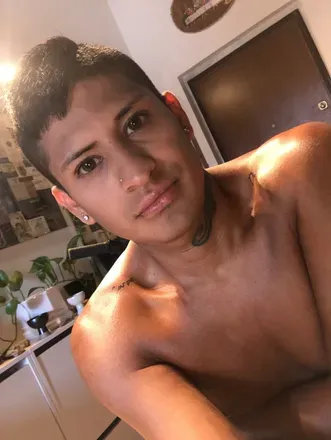 OnlyFans cuenta crithianquiroz avatar 1