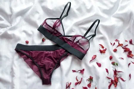 OnlyFans cuenta ameliaaalove header 2