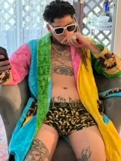 OnlyFans cuenta papibestiapr header 2