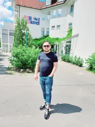 OnlyFans cuenta costymunteanu avatar 1