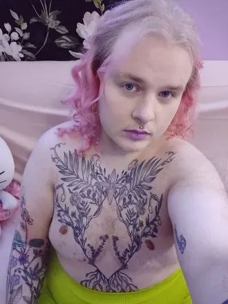 OnlyFans account  enbyflorawh0re avatar 1