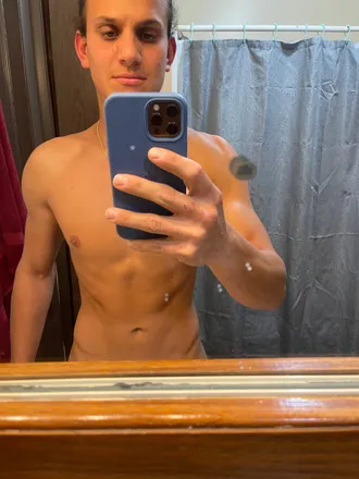 OnlyFans cuenta max_peril header 2