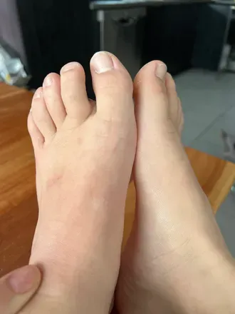 OnlyFans cuenta feetforyouuz avatar 1