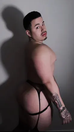OnlyFans cuenta tommie.shxxt avatar 1