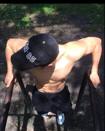 OnlyFans cuenta alejandroizquierdo11 header 2