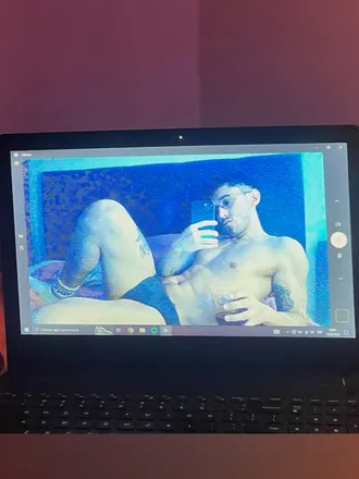 OnlyFans cuenta tommyvlue header 2