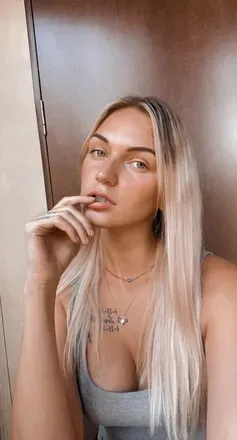 OnlyFans account  milky.mama.kacey avatar 1