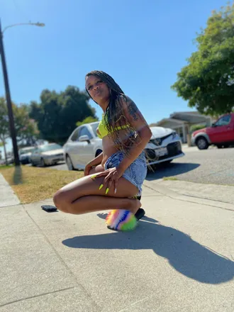 OnlyFans cuenta champagne6969 header 2