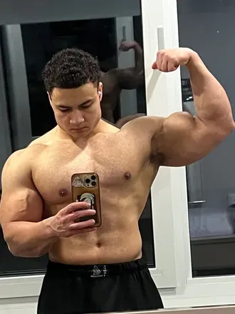 OnlyFans cuenta buffberserker avatar 1