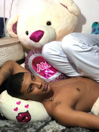 OnlyFans cuenta john.r09 header 2