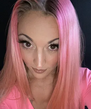 OnlyFans account  alanaxxxdro header 2