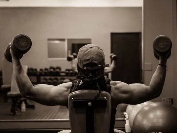 OnlyFans cuenta bronzebodybuilder header 2