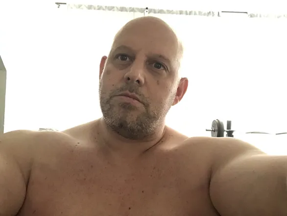 OnlyFans cuenta u136571602 header 2