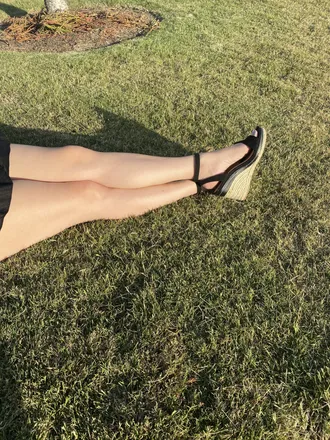 OnlyFans cuenta twofeetandeat header 2