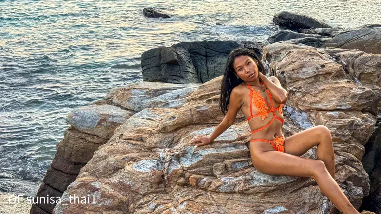 OnlyFans cuenta sunisa_thai1 header 2