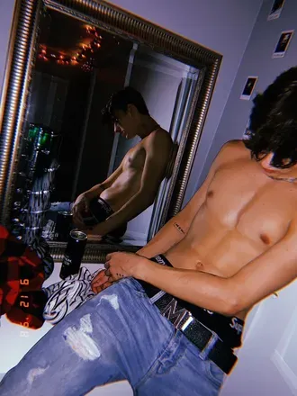 OnlyFans cuenta itsdamiankk header 2