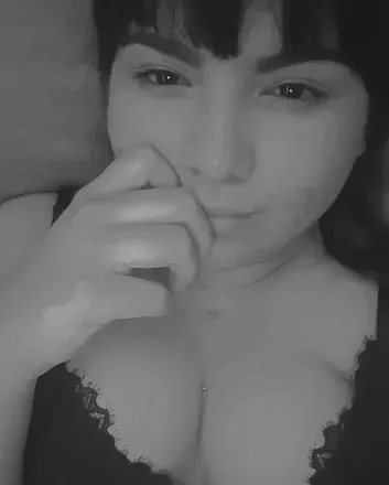 OnlyFans account  honeybunz832 avatar 1