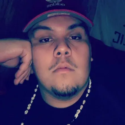 OnlyFans cuenta popzkle avatar 1