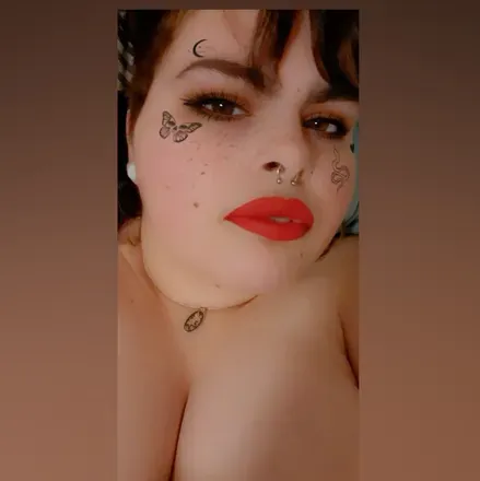OnlyFans cuenta goddess_august555 avatar 1