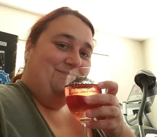 OnlyFans cuenta sinfullysweetshelly header 2