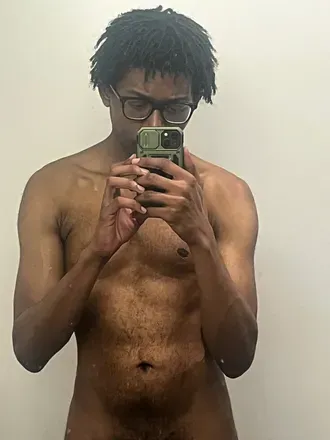 OnlyFans cuenta goldenchild1026 avatar 1