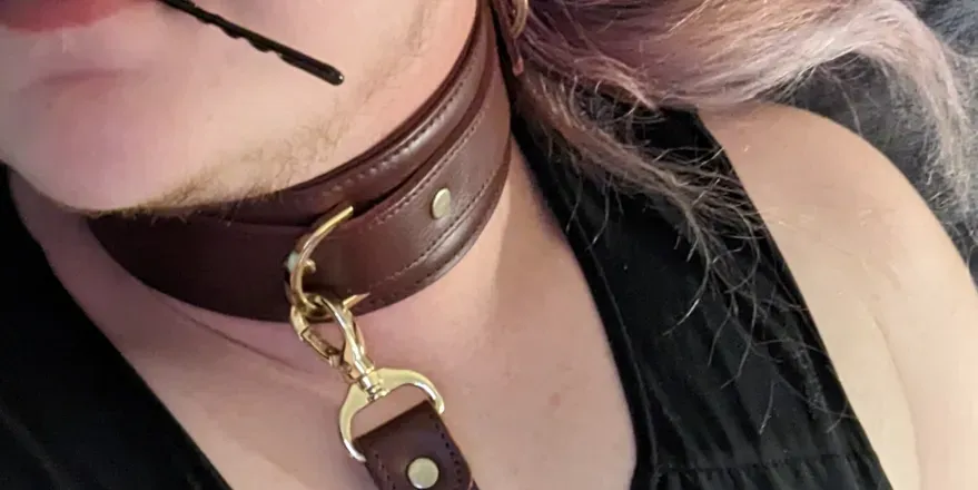 OnlyFans account  unstrung_marionette header 2