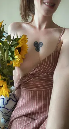 OnlyFans cuenta freebellebottom13 avatar 1